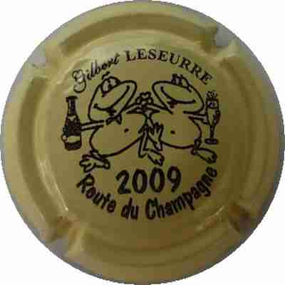 N°10 Série de 6 (Route du champagne) , 2009, crème
Photo catwoman
