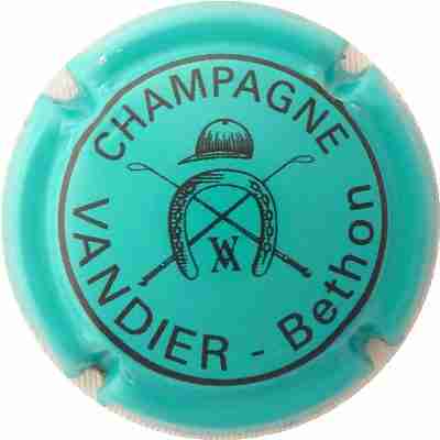 N°23 Turquoise et noir
Photo LEWIS
