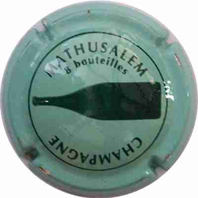 C04f Le Mathusalem 8 Bouteilles, 42mm capsule de jéro
Photo SIMONNOT Jean-Joseph
