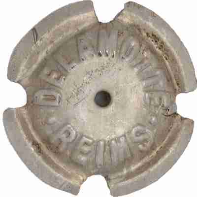 NR Plaque Aluminium à  encoches
Photo SIMONNOT Jean-Joseph
repertoriée sous le numéro DEL001 dans  Jacques Constant édition 2006 page 17
Mots-clés: NR