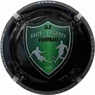 _N°NR US AVIZE-GRAUVES FOOTBALL , Blason relief, Contour noir
Photo Bernard DUQUENNE
Mots-clés: NR