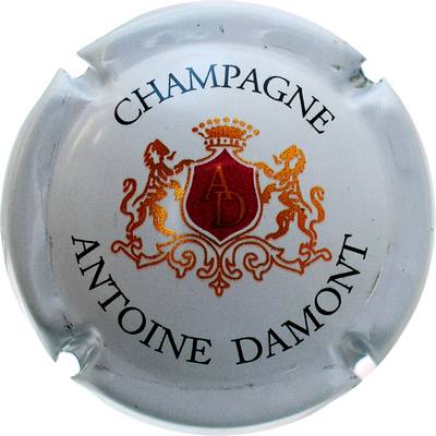 N°03 Écusson rouge
Photo Bernard DUQUENNE
