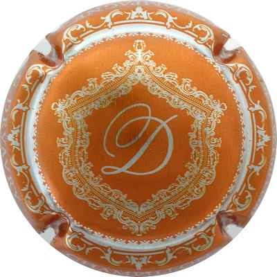 N°17e Orange métallisé et or, cercle métal
Photo Bernard DUQUENNE
Mots-clés: NR