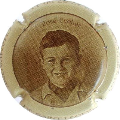 N°45d José écolier, Fond crème foncé
Photo Bernard DUQUENNE
