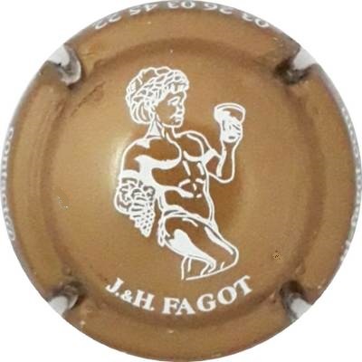 N°08a Beige foncé et blanc
Photo Martine PUPIN
