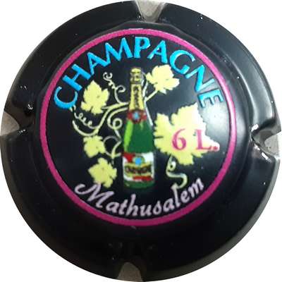 NR Série les flaconnages, fond noir, motif en relief, 6 Litres, Mathusalem
Photo MH Millot
Mots-clés: les flaconnages;les contenants