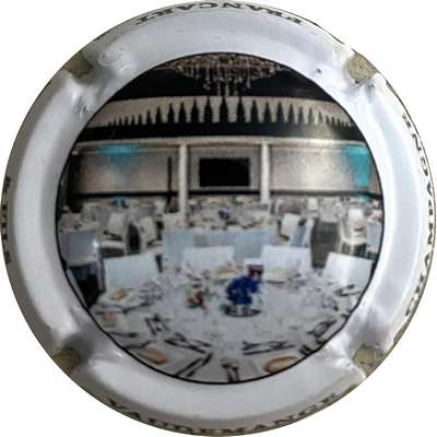 N°45 Salle de réception, contour blanc
Photo MH Millot
