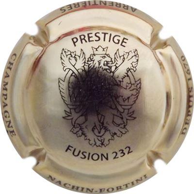 N°06 Cuvée Prestige, plaqué or et noir
Photo René COSSEMENT
