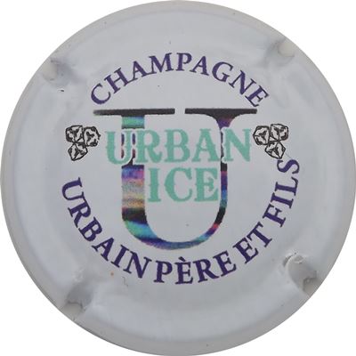 N°39 Cuvée Ice, Fond blanc
Photo René COSSEMENT
