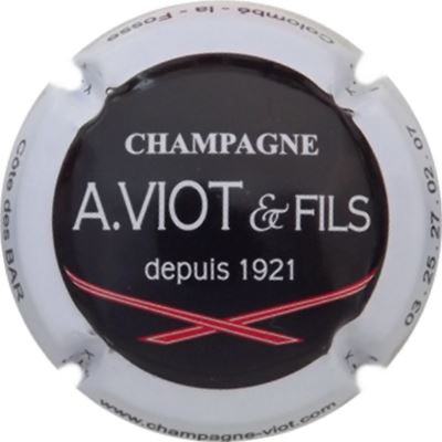 N°12c Noir, contour blanc, rubans rouge
Photo René COSSEMENT
